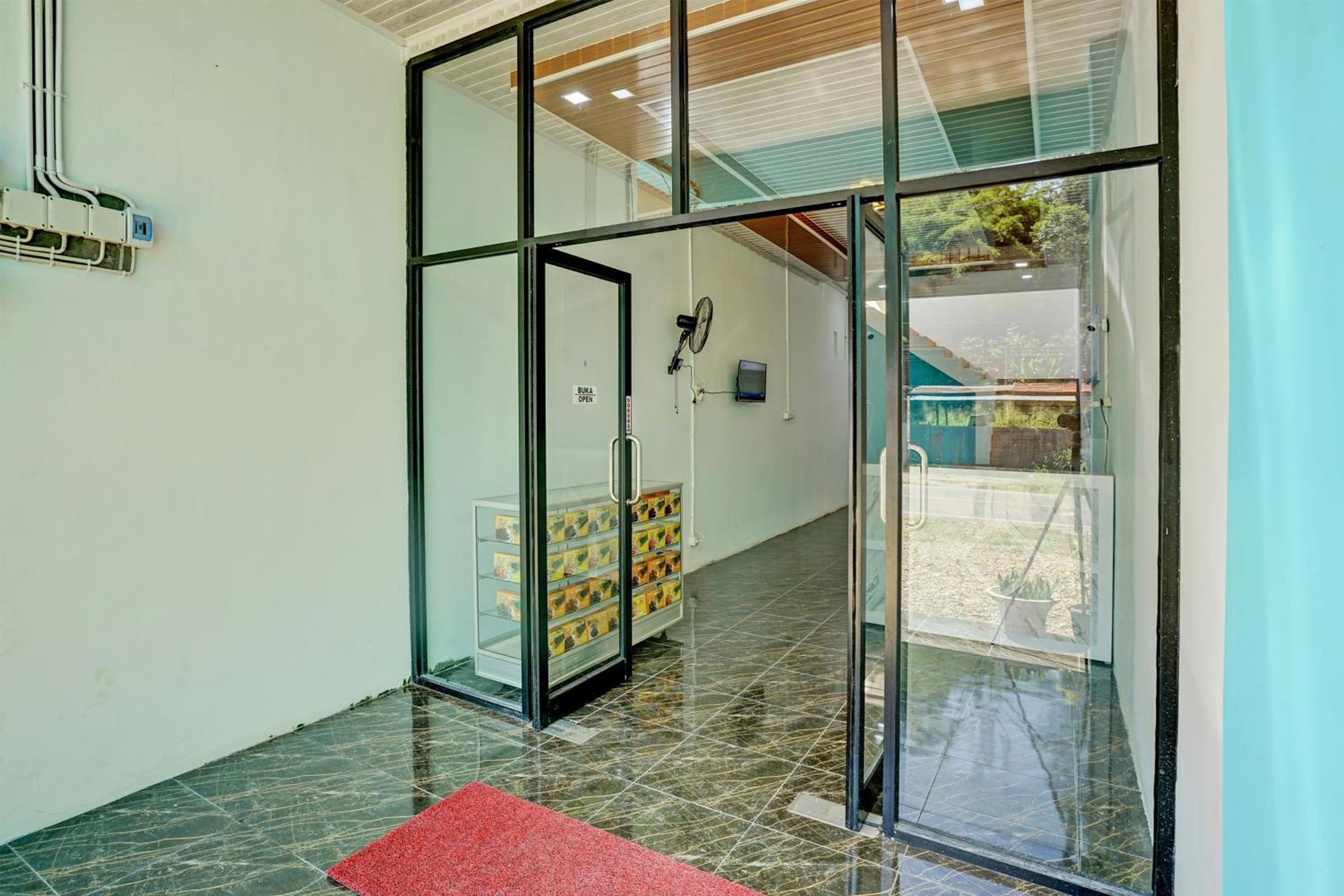 Oyo 92700 D' Ngalau Residence Syariah Payakumbuh Экстерьер фото